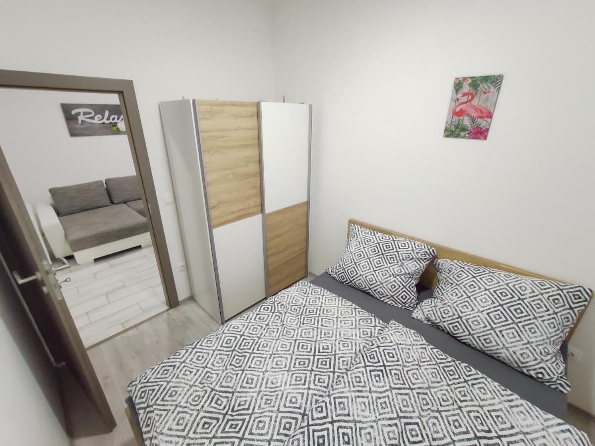 Trika Apartman シャールヴァール エクステリア 写真