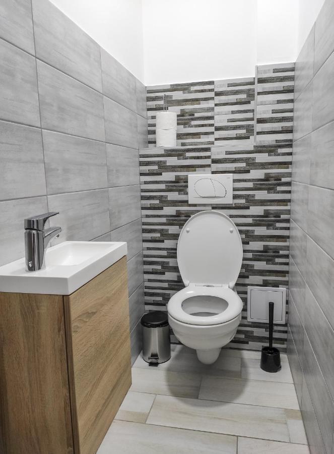 Trika Apartman シャールヴァール エクステリア 写真